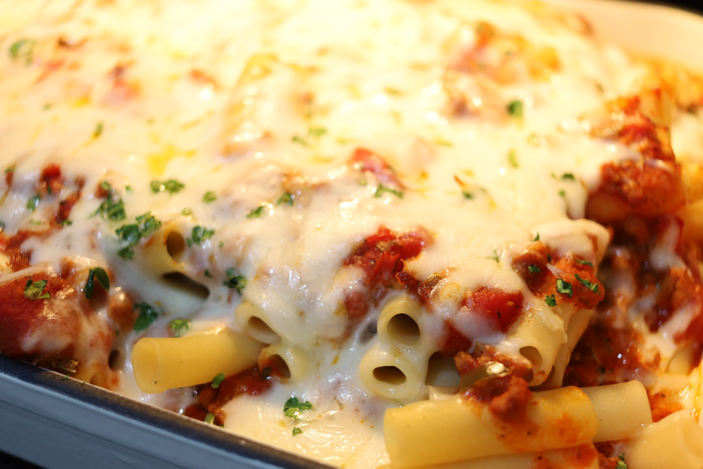Cooked Baked Ziti in a casserole dish.